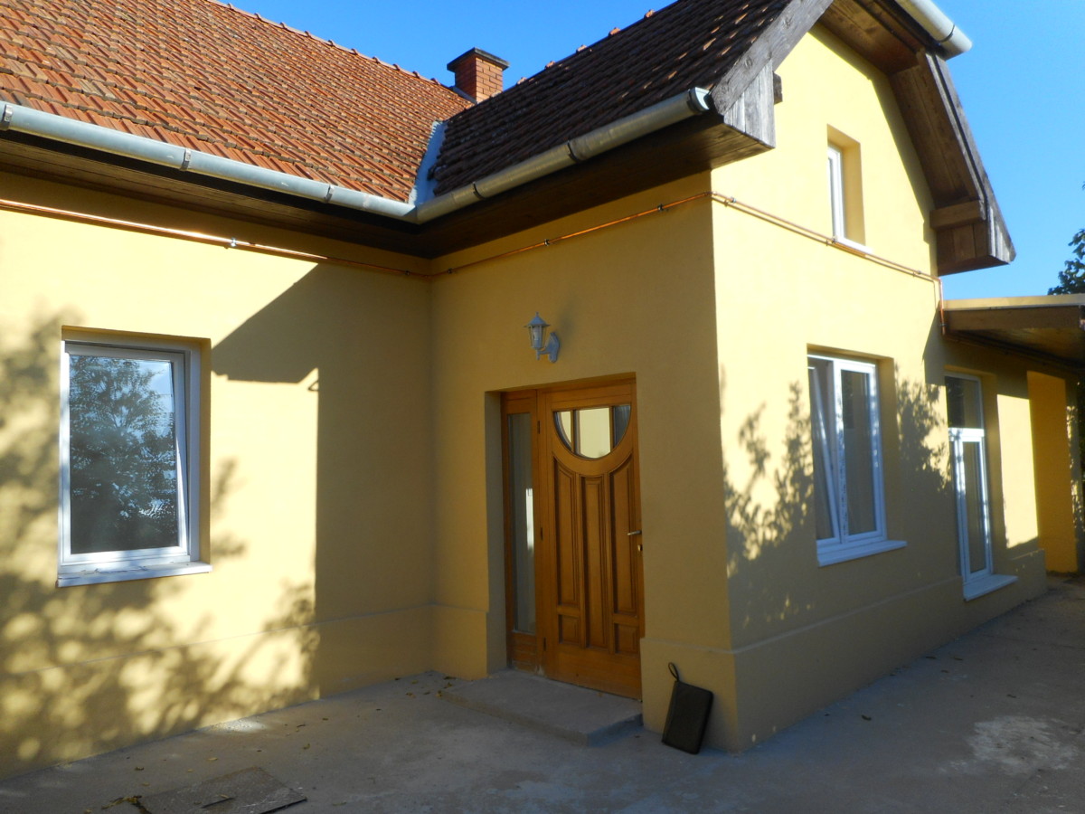 Sándorfalván 120 m2-es családi ház eladó